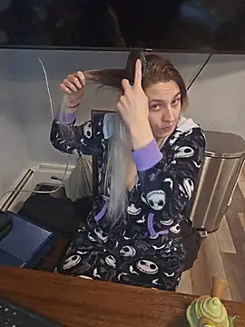 ScarletsWeb - 🔥Add another toy🔥
