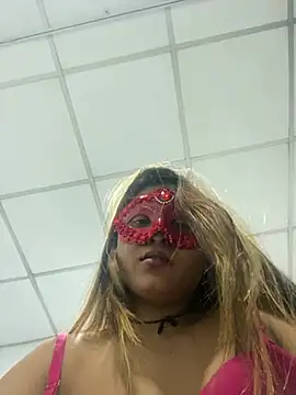 Elisha96 XXX чат на живо