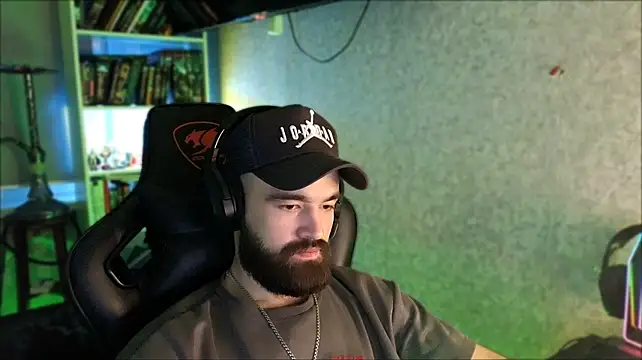 Chat +18 de _Serious_Man ao vivo