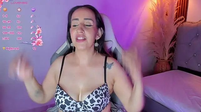 Jadde_hamad - vibrating on my pussy for 10 minutes+nak