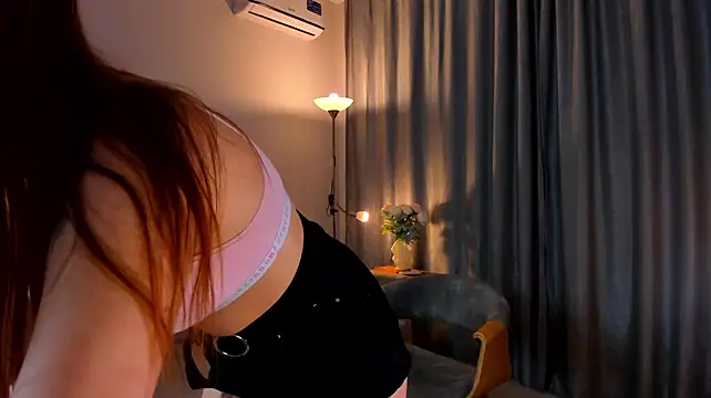 Czat XXX na żywo – Alice_Liddelll