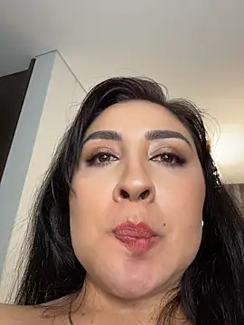 AnushaKumari - Dildo on pussy wet in tiket show 16tks