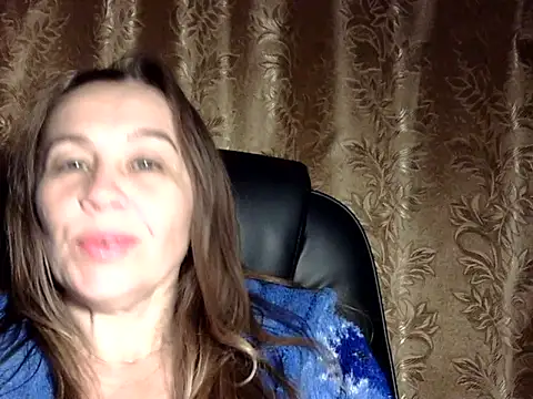 Chat +18 de IssaMy1 ao vivo