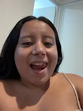 Alaia33200 - 4 FINGERS IN MY PUSSY