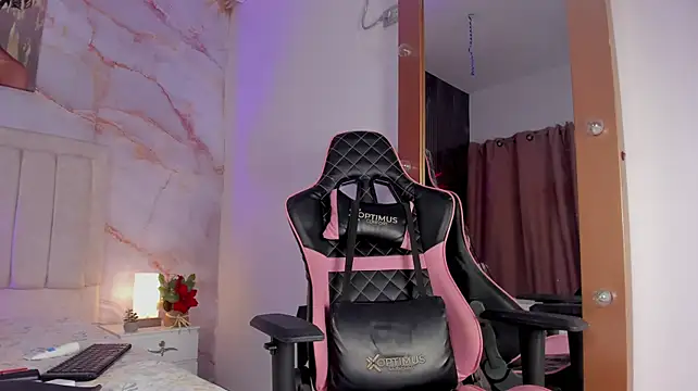 EvelynXSinclair - SQUIRT TIME