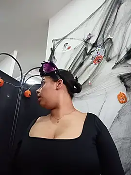 Chatroom XXX en direct de SOFIA-11_