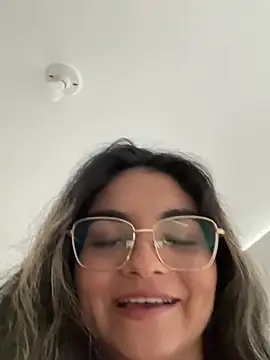 Chat +18 de Cat2525 ao vivo