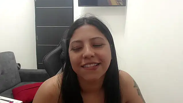 Leylafourniert's Live XXX Chat