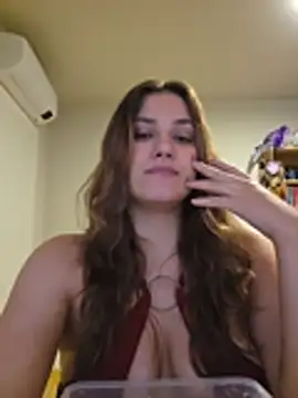 XXX chat uživo modela MiaRides19