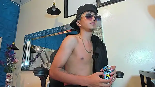 Mr_Dylan1 live XXX chat