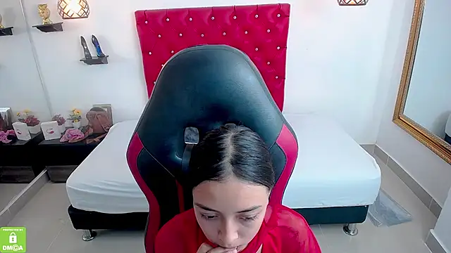 NathaliaSweet_11's Live XXX Chat