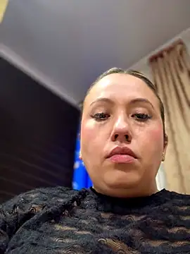 VIOLETA-25_ live XXX chat