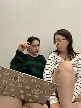 nahida77 élő XXX-chatje