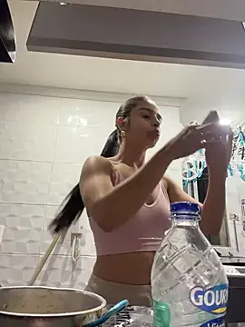 Violeta365 - My pussy very wet and naked