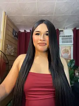 Urasian_Fucker Adlı Modelin Canlı XXX Sohbeti
