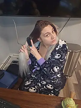 ScarletsWeb Chat XXX live