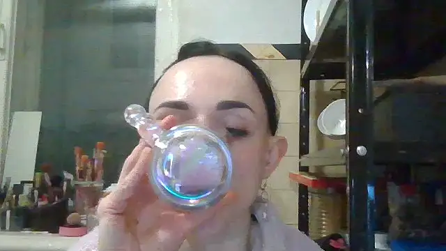 Chat +18 de Trinsy_Love ao vivo