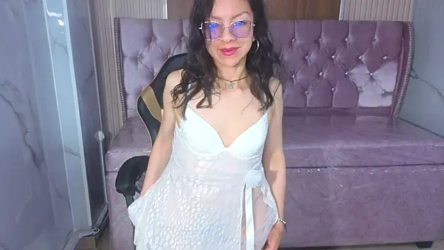 Chat +18 de Sandra98_b ao vivo