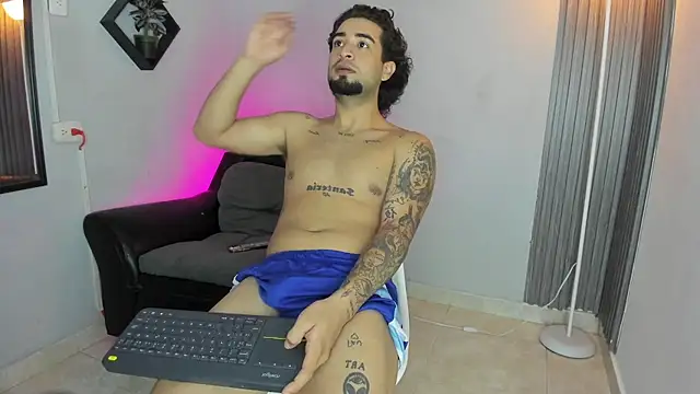 Noah_mill live XXX chat