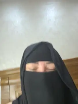 Bisan_sexy - محتاجة ادفع اجار البيت