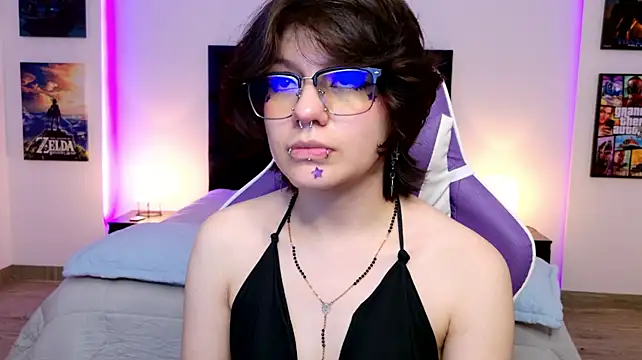 bonnyvel Chat XXX in diretta