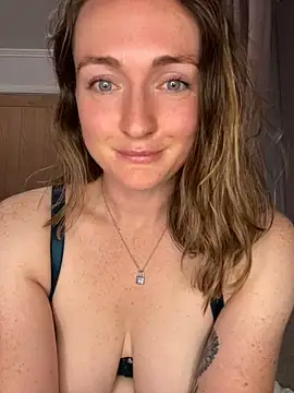 Chat XXX en directo de BonnieUKx