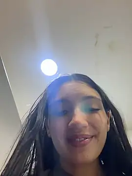 Arianna_Toro__