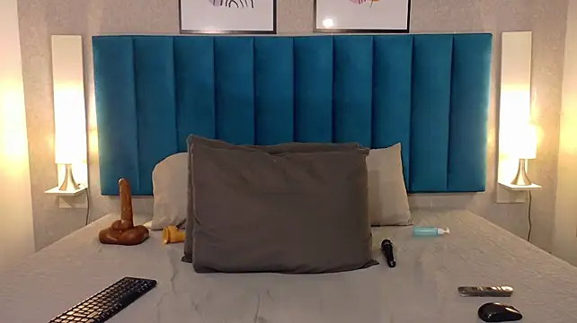 Madisonsmiith - Play Asshole