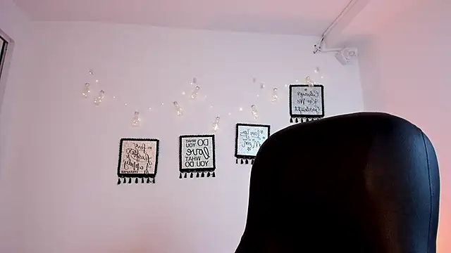 Онлайн чат XXX martina_mancini