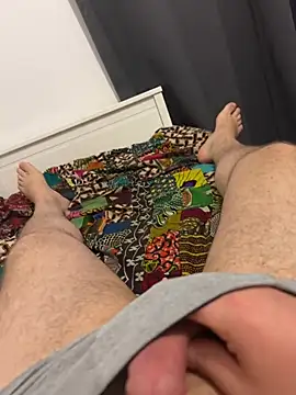 Kevin-760 লাইভ XXX চ্যাট