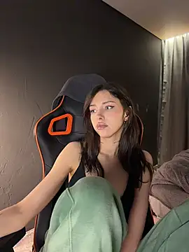 Chat +18 de Bastet ao vivo