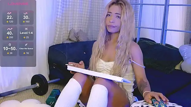 SarahRaynex Chat XXX live