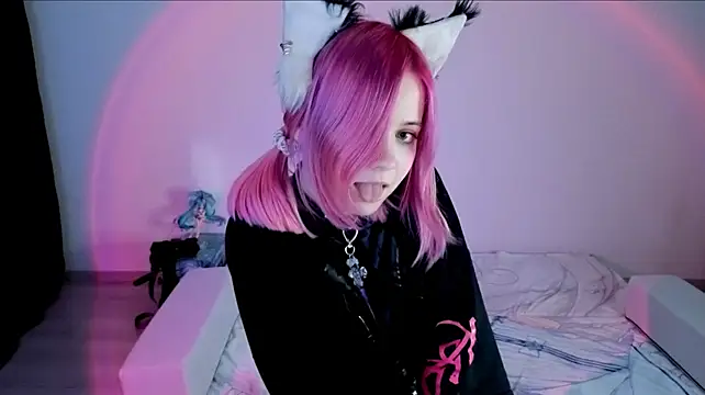 Hikkacat Chat XXX in diretta