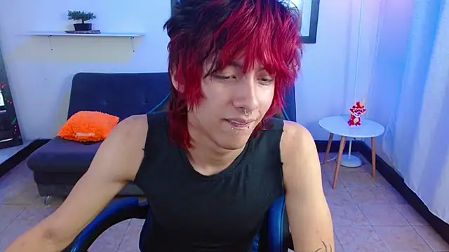 adriaan_18 Chat XXX in diretta