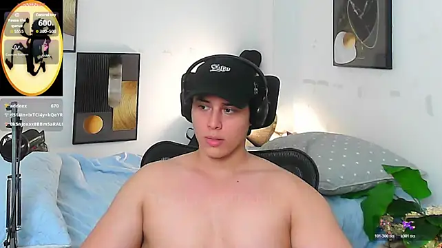 Thom_Ohtani Adlı Modelin Canlı XXX Sohbeti