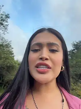 Sara_fun - Nude in car 🤫around people street