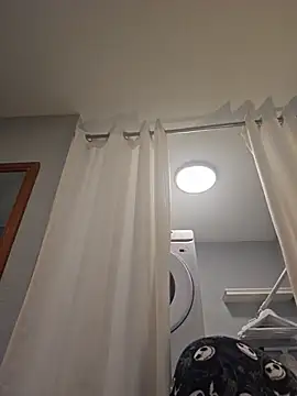 ScarletsWeb Adlı Modelin Canlı XXX Sohbeti