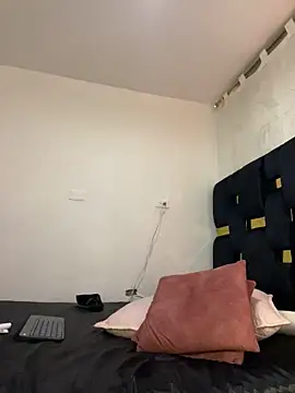 MarilynSmith01 - Finger in my ass
