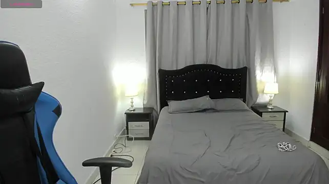 Debora_brown Live XXX-Chat