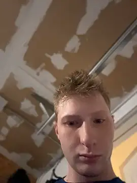 Novvikk88 XXX чат на живо