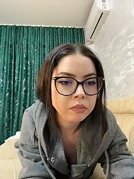 KaylaLewyss - 🥳Congrats on 24 K followers🥳+🎁+whatsp