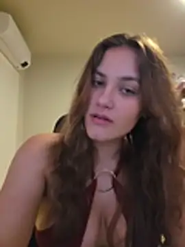 MiaRides19's Live XXX Chat