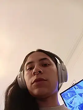 Chat +18 de Ivyy_sweet_ ao vivo