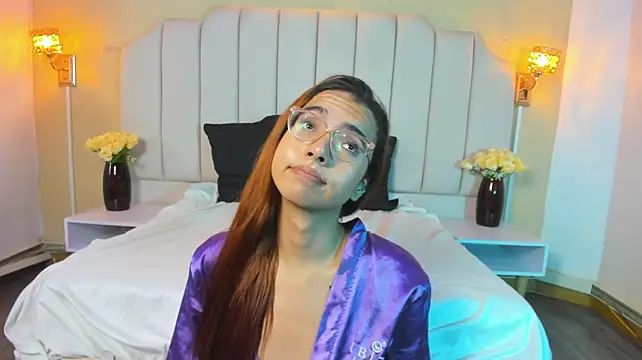 Sara_saaennz Webcam Show