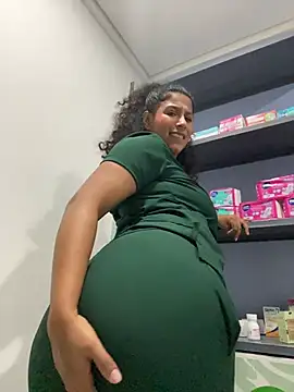 Chloefixxx - SHOW US THAT BIG TITS MMM