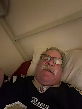 Caesar_Baxter Live XXX-Chat