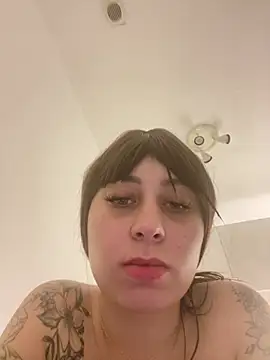 Queenlo_xxx - gagne 2 vidéos💦