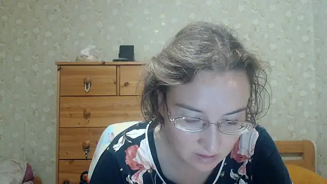 Smart_Rose's Live XXX Chat
