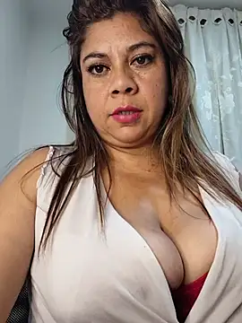 Chatroom XXX en direct de Laura-Hernandez