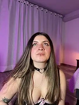 Juanitablue - Shake Ass on Cam🔥